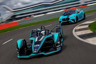 Nelson Piquet Jr., Jaguar Racing I-TYPE 3 and Jaguar I-Pace eTrophy
