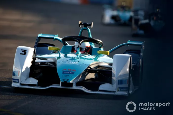 Oliver Turvey, NIO Formula E Team, NIO Sport 004
