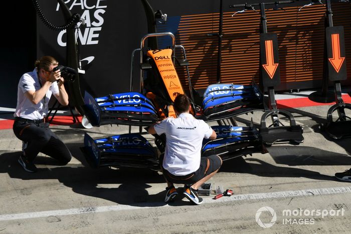 Alas delanteras de McLaren MCL35 