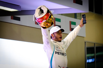 Lewis Hamilton, Mercedes AMG F1 W09 EQ celebrates win
