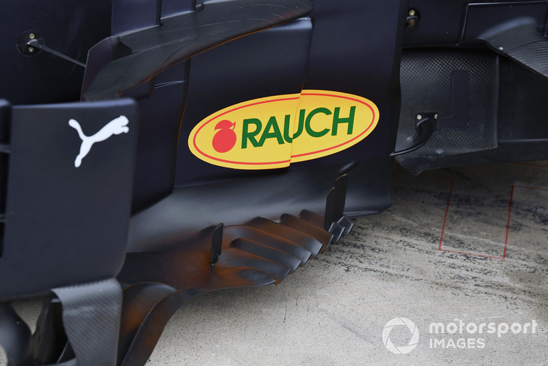 Detalle del bargeboard del Red Bull RB14