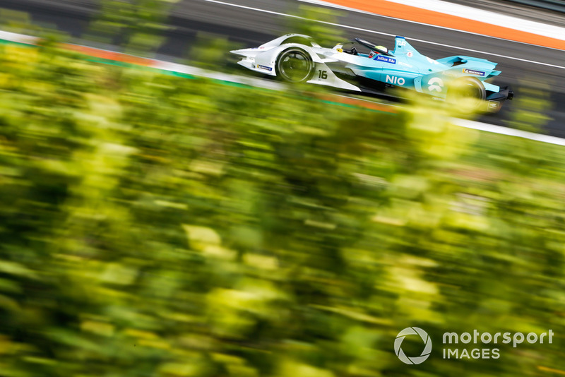 Oliver Turvey, NIO Formula E Team, NIO Sport 004