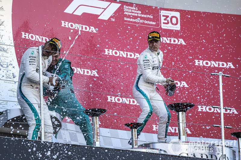 Lewis Hamilton újabb győzelme, ezúttal Szuzukában