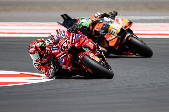 Брэд Биндер, Red Bull KTM Factory Racing, Francesco Bagnaia, Ducati Team