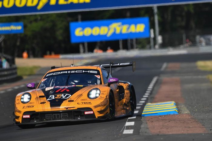 #91 Manthey Ema Porsche 911 GT3 R LMGT3: Yasser Shahin, Morris Schuring, Richard Lietz