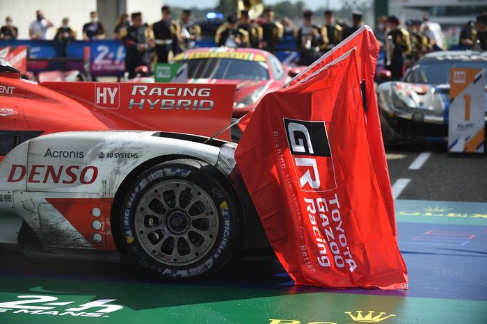 #7 Toyota Gazoo Racing Toyota GR010 - Hybrid Hypercar, Mike Conway, Kamui Kobayashi, Jose Maria Lopez