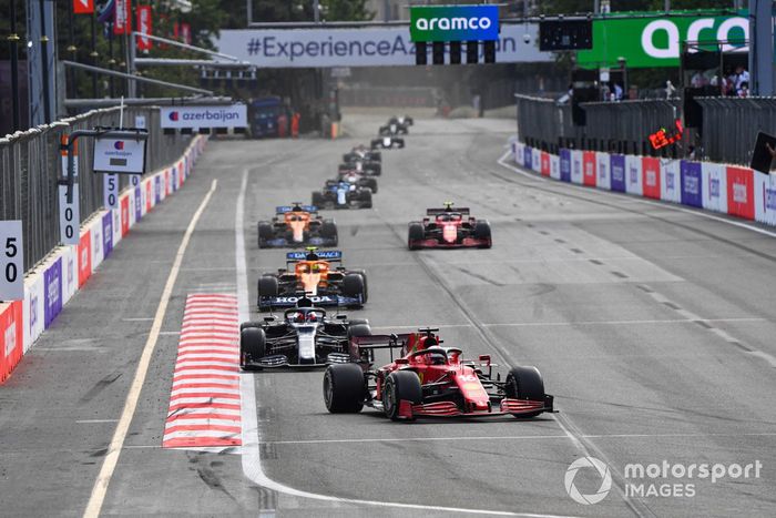 Charles Leclerc, Ferrari SF21, Yuki Tsunoda, AlphaTauri AT02, Lando Norris, McLaren MCL35M