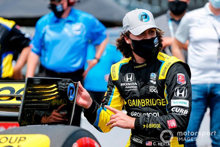 Ganador de la pole Colton Herta, Andretti Autosport Honda