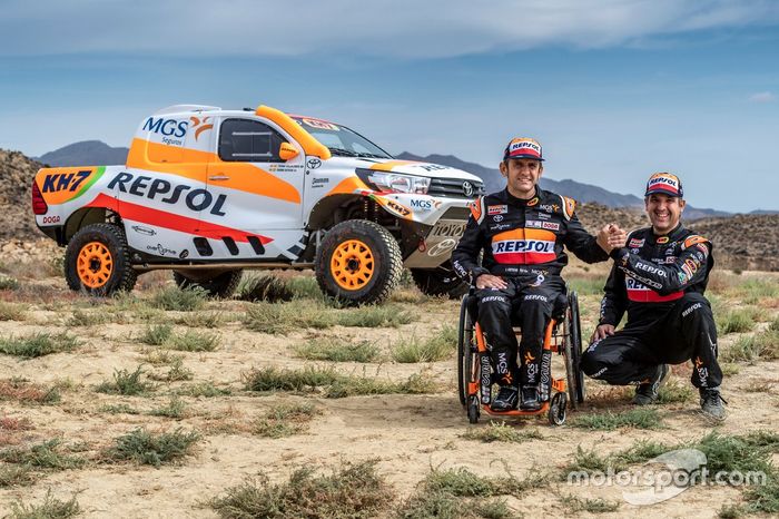 #327 Repsol Rally Team: Isidre Esteve, Txema Villalobos