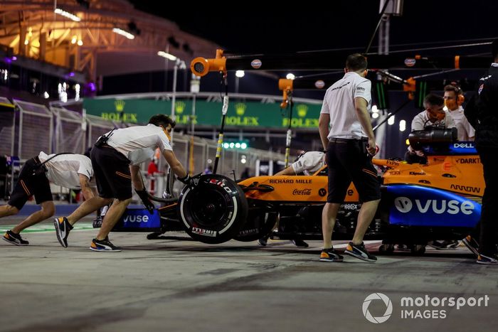 Carlos Sainz Jr., McLaren MCL35 