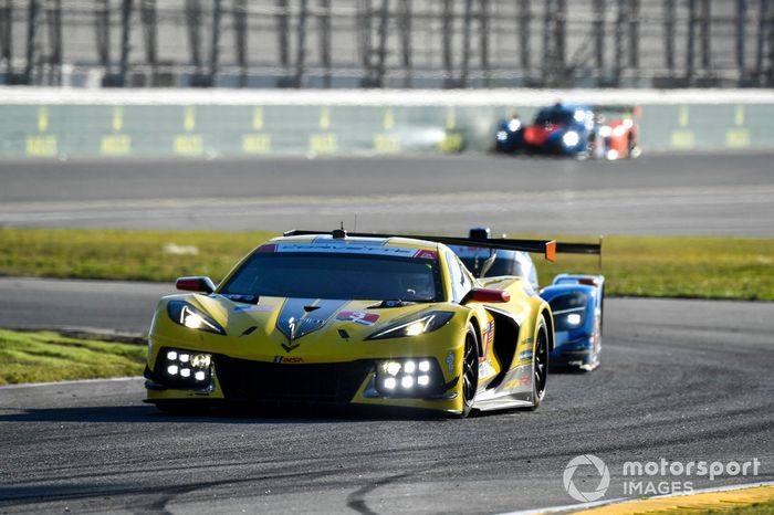 #3 Corvette Racing Corvette C8.R, GTLM: Nicky Catsburg, Jordan Taylor, Antonio Garcia 