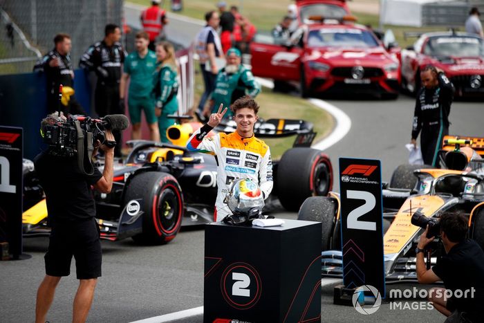 Lando Norris, McLaren, 2ª posición, en Parc Ferme