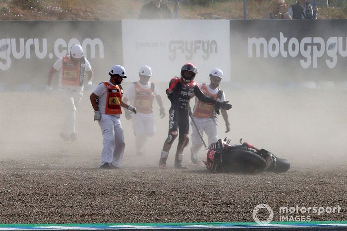 Aleix Espargaro, Aprilia Racing Team crash