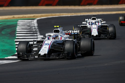 Sergey Sirotkin, Williams FW41, leads Lance Stroll, Williams FW41