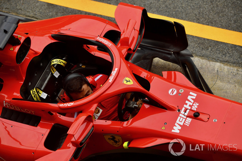 Ferrari SF-Ferrari SF71H'nin Halo üzerinde bulunan aynaları