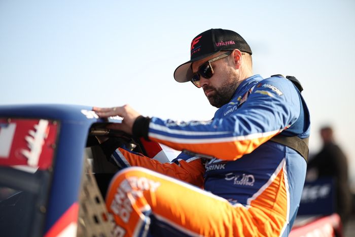 Ricky Stenhouse Jr., Niece Motorsports