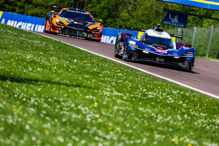 #35 Alpine Endurance Team Alpine A424: Antonio Felix Da Costa, Ferdinand Habsburg, Charles Milesi