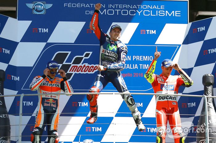 podio: primer lugar Jorge Lorenzo, Yamaha Factory Racing, segundo lugar Marc Márquez, Repsol Honda Team, tecer lugar Andrea Iannone, Ducati Team