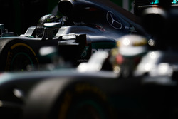 Nico Rosberg, Mercedes AMG F1 W07 Hybrid; Lewis Hamilton, Mercedes AMG F1 W07 Hybrid