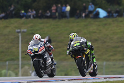 Loris Baz, Avintia Racing; Pol Espargaro, Tech 3, Yamaha