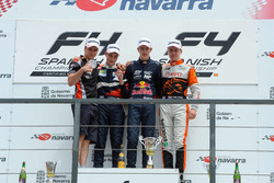 Podium: Winnaar Richard Verschoor, tweede Alexander Vartanyan, derde Jarno Opmeer