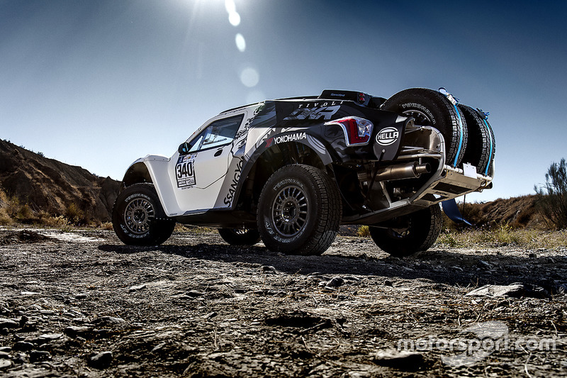 SsangYong Tivoli DKR