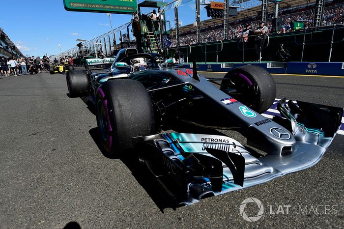 Lewis Hamilton, Mercedes-AMG F1 W09 