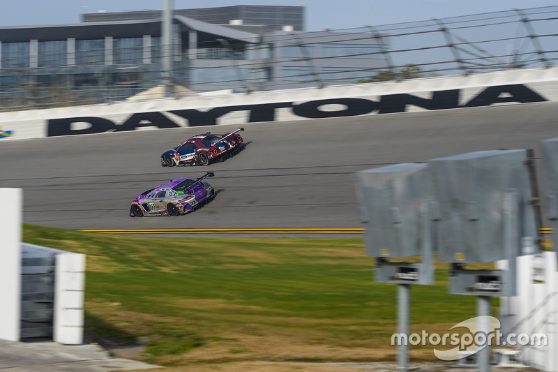 #66 Chip Ganassi Racing Ford GT, GTLM: Dirk Müller, Joey Hand, Sébastien Bourdais, #71 P1 Motorsport