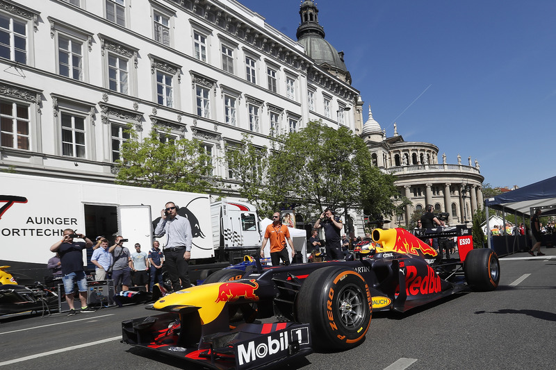 Max Verstappen, Red Bull Racing
