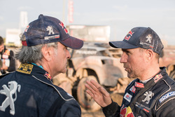 Carlos Sainz, Stéphane Peterhansel, Peugeot Sport