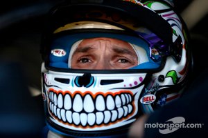 Casco de Daniel Suárez
