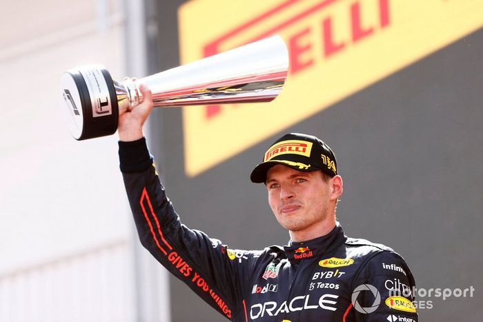 Podio: ganador Max Verstappen, Red Bull Racing