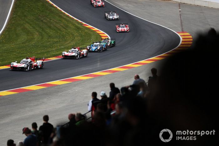 #8 Toyota Gazoo Racing Toyota GR010 - Hybrid Hypercar de Sebastien Buemi, Ryo Hirakawa, Brendon Hartley