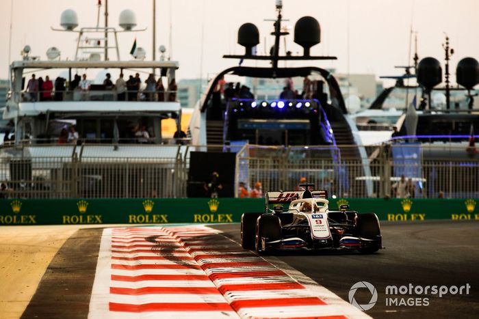 Nikita Mazepin, Haas VF-21