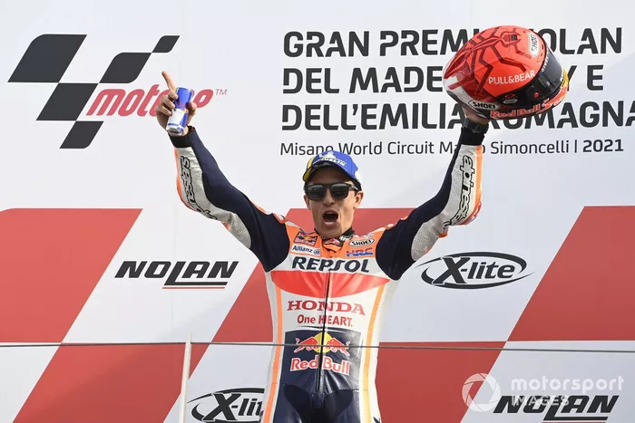 Podio: ganador Marc Márquez, Equipo Repsol Honda