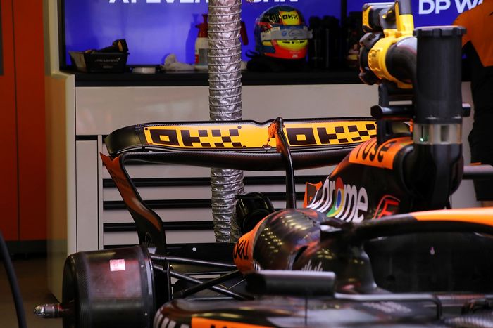 Detalle del alerón trasero del McLaren MCL38