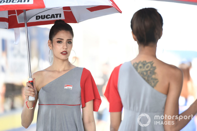 Grid girl