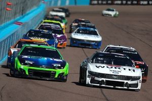 Ryan Blaney, Team Penske Ford, Kyle Busch, Richard Childress Racing Chevrolet