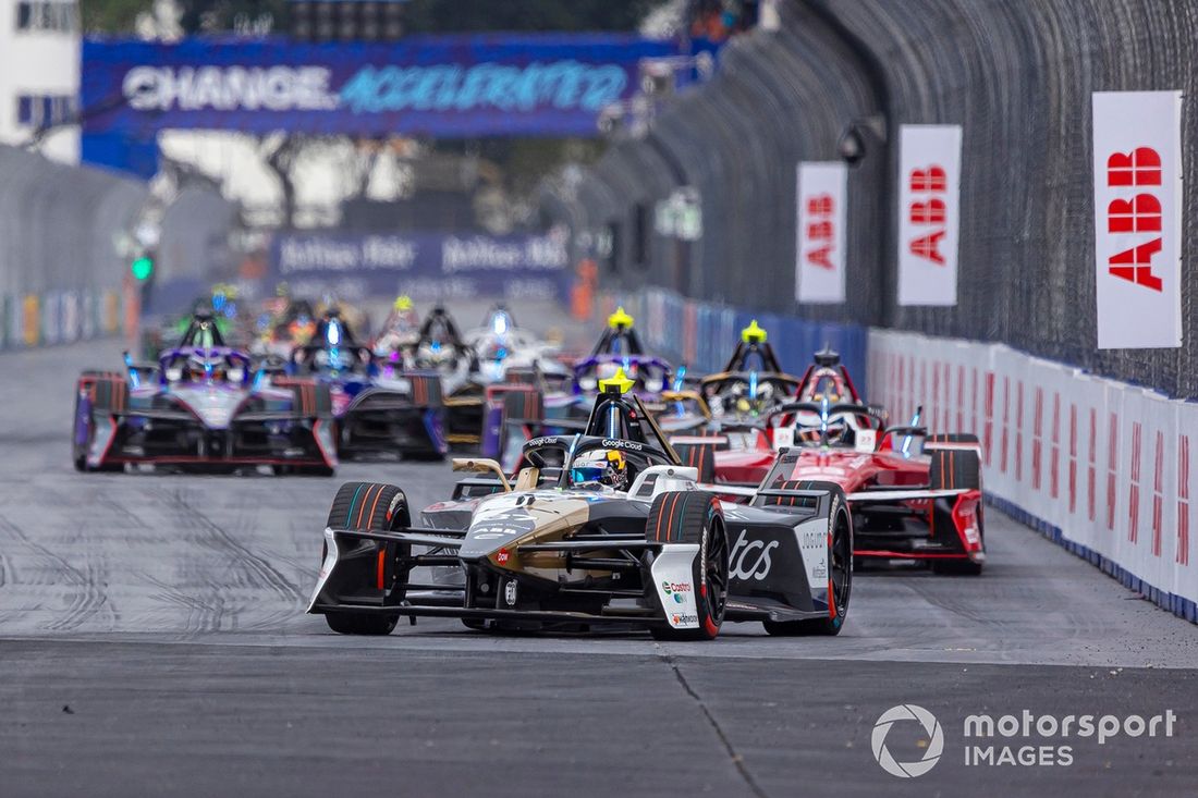 Nick Cassidy Jaguar TCS Racing Jaguar TCS Racing Jaguar I-TYPE 7 Oliver Rowland Equipo Nissan de Fórmula E Nissan e-4ORCE 05