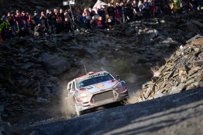 Thierry Neuville, Nicolas Gilsoul, Hyundai Motorsport Hyundai i20 Coupe WRC