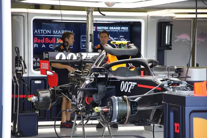 Red Bull Racing RB15