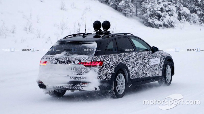 Шпигунське фото Audi A4 Allroad 2020 року