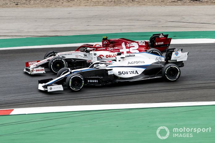 Antonio Giovinazzi, Alfa Romeo Racing C39, George Russell, Williams FW43