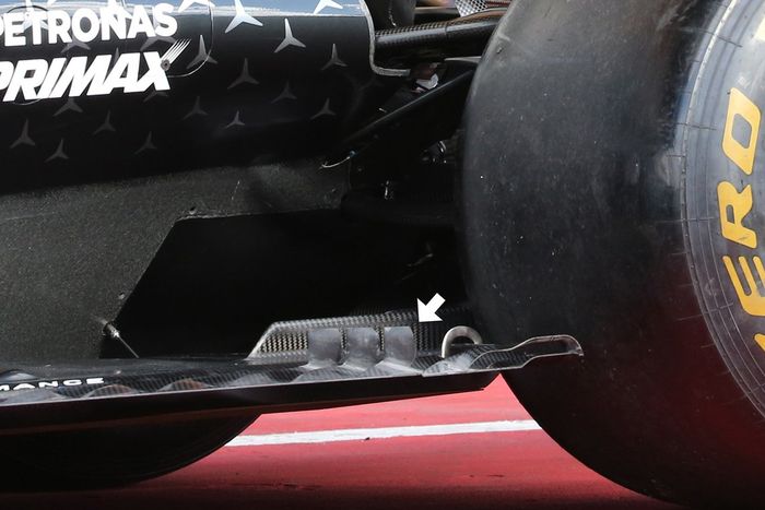 Mercedes F1 W11 detalle del piso