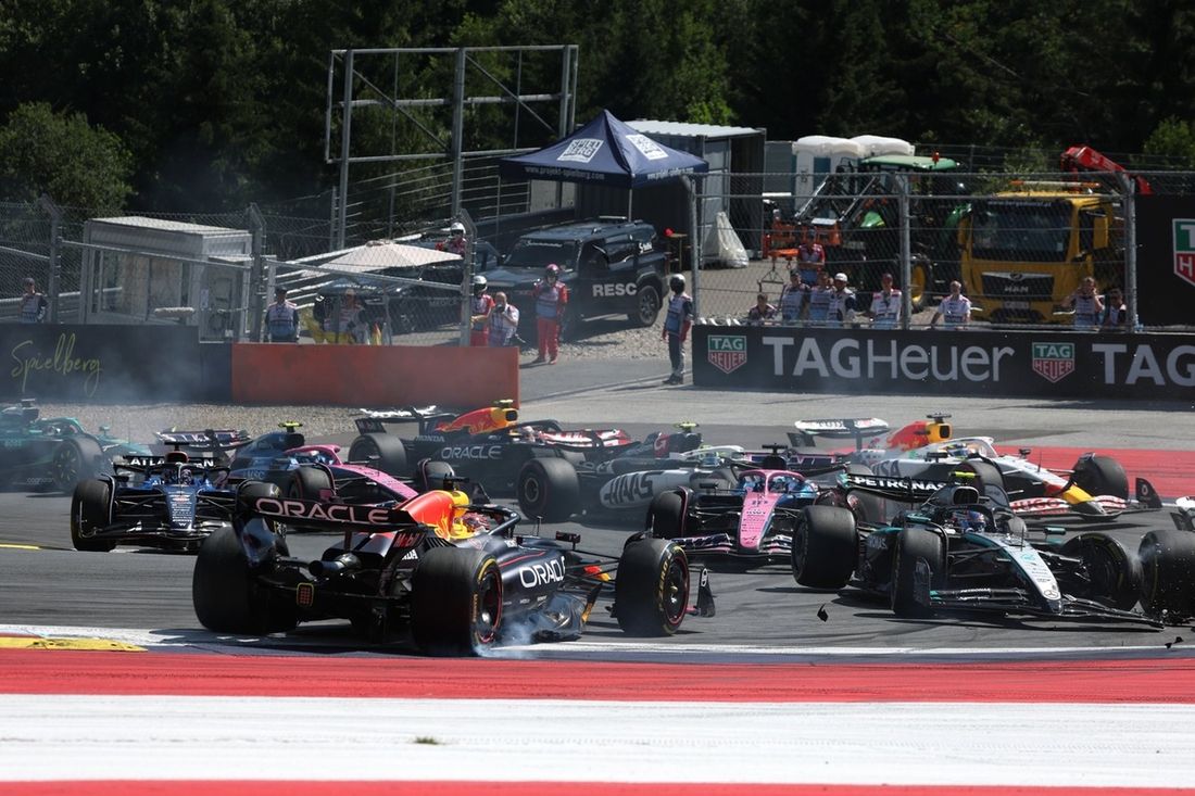 Max Verstappen, Red Bull Racing, Andrea Kimi Antonelli, Mercedes