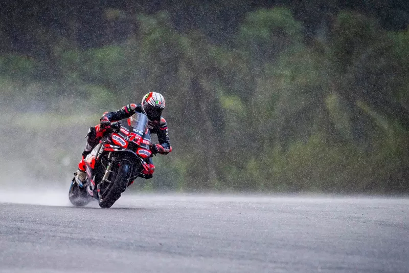 Marco Bezzecchi, Aprilia Racing