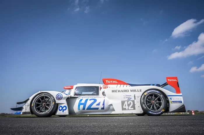 Norman Nato sul prototipo a idrogeno Mission H24  