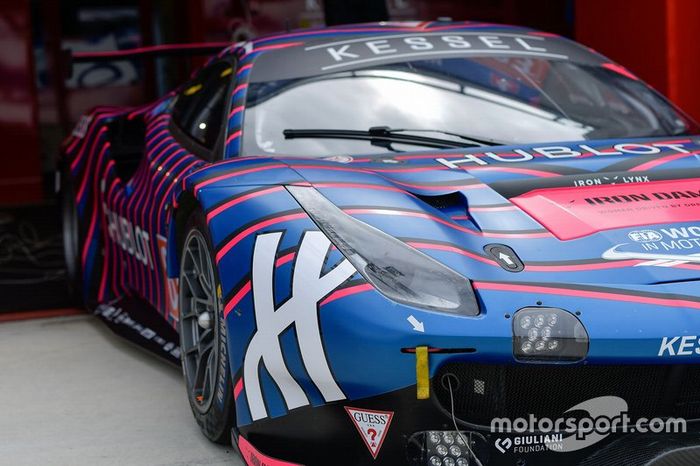 #83 Kessel Racing Ferrari 488 GTE: Manuela Gostner, Rahel Frey, Michelle Gatting