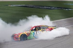 Race winner Kyle Busch, Joe Gibbs Racing, Toyota Camry