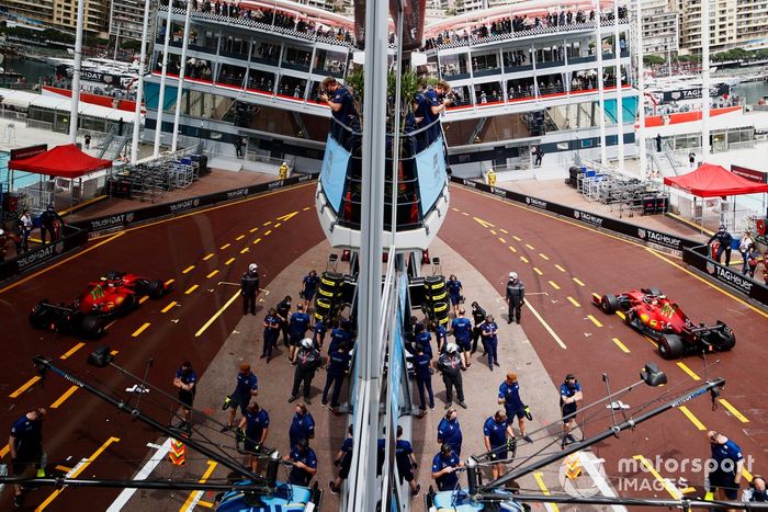 Carlos Sainz Jr., Ferrari SF21
